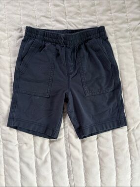 Tea collective size 5T navy shorts